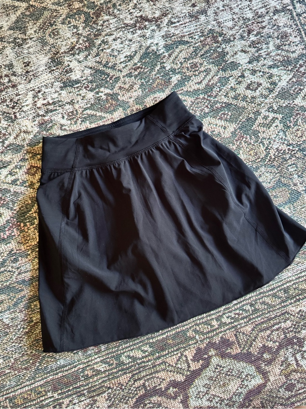Aritzia/ TNA Move Serve Mini Skirt